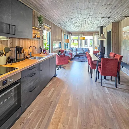 Amazing In With House A Mountain View Tatil Evi